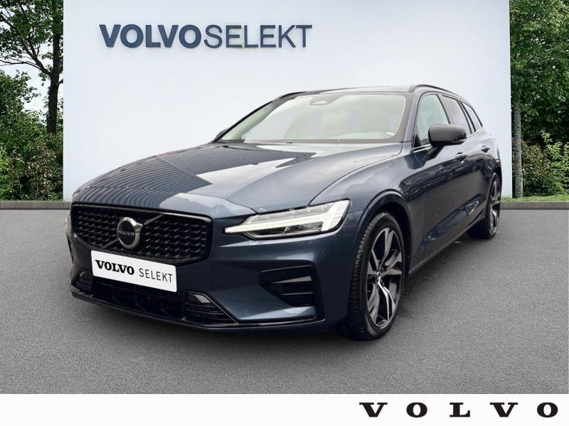 VOLVO V60 B4 197ch Plus Style Dark DCT 7