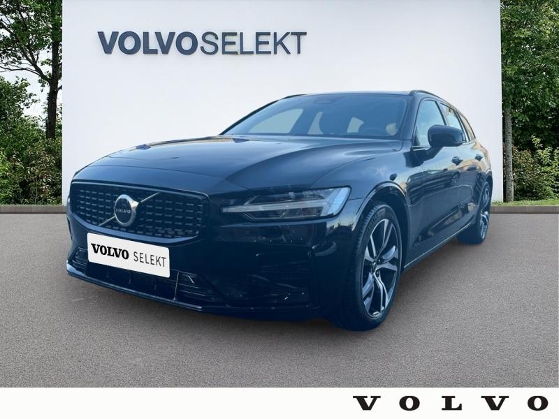 VOLVO V60 B4 197ch Plus Style Dark DCT 7